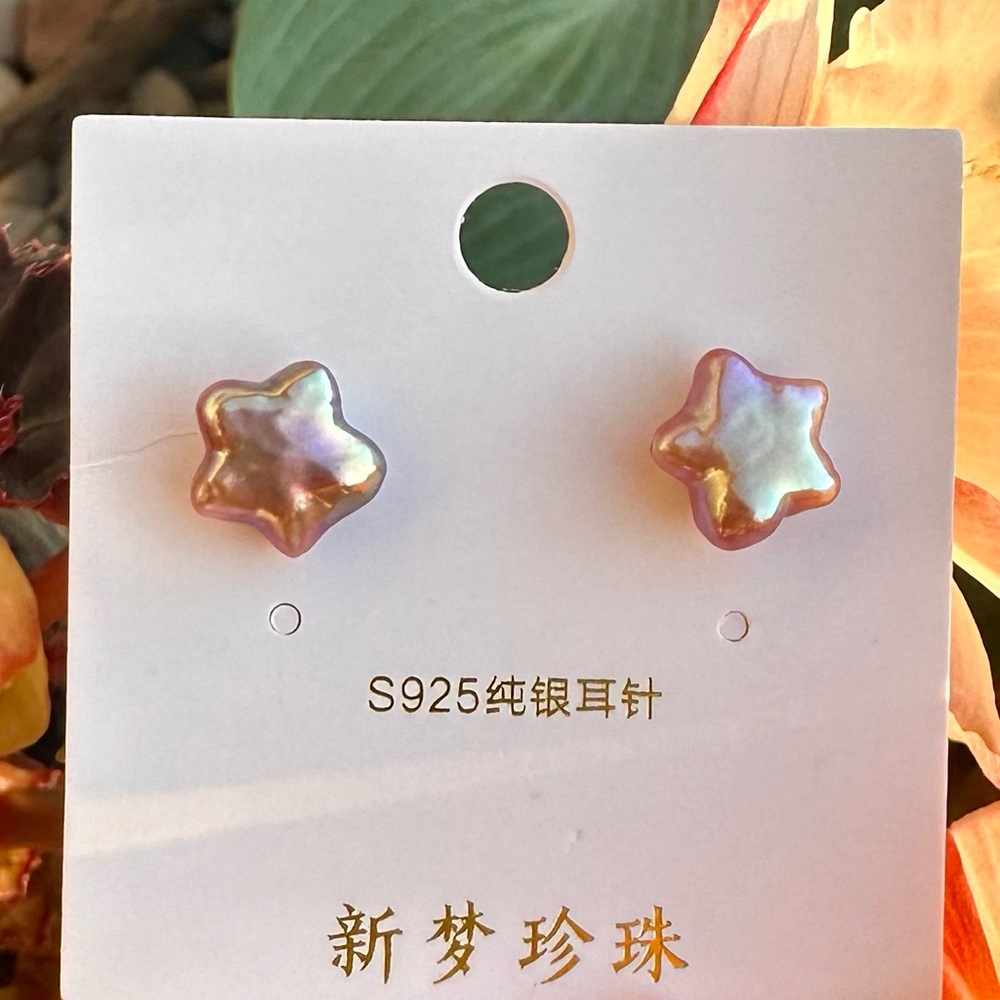 Star-Shaped Pearl Earrings